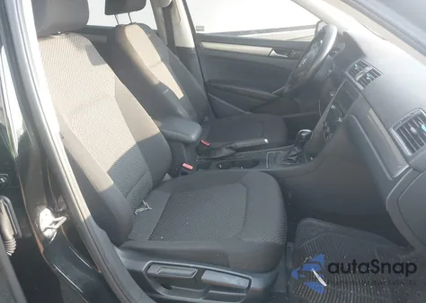 2015 Volkswagen Passat 1.8T S из США, поврежденный, VIN 1VWAS7A38FC063559